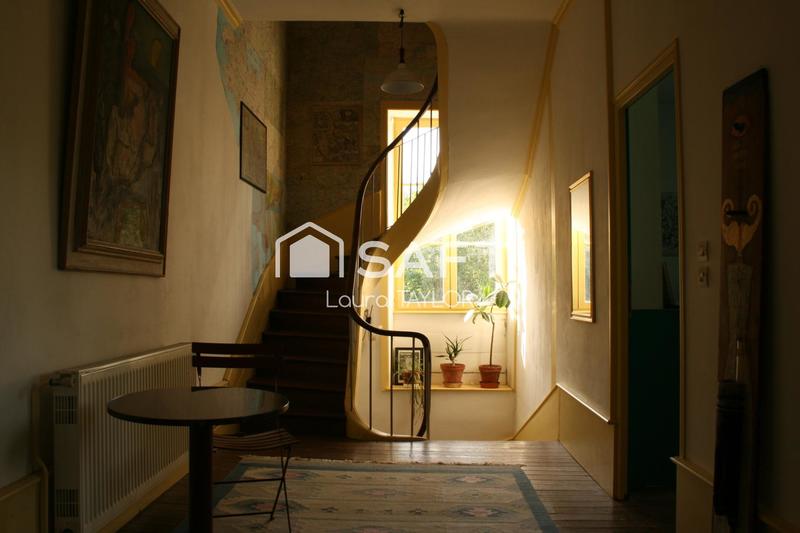 Château - 500 m² - 15 pièces