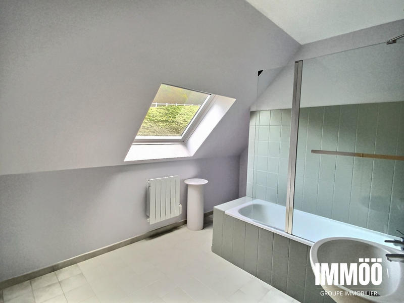 Maison - 178 m² - 8 pièces