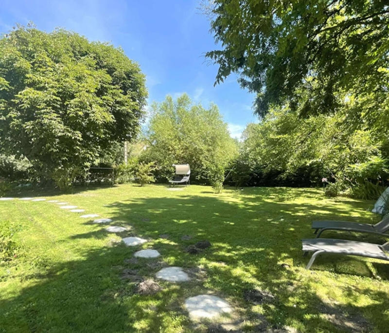 Maison - 174 m² - 7 pièces