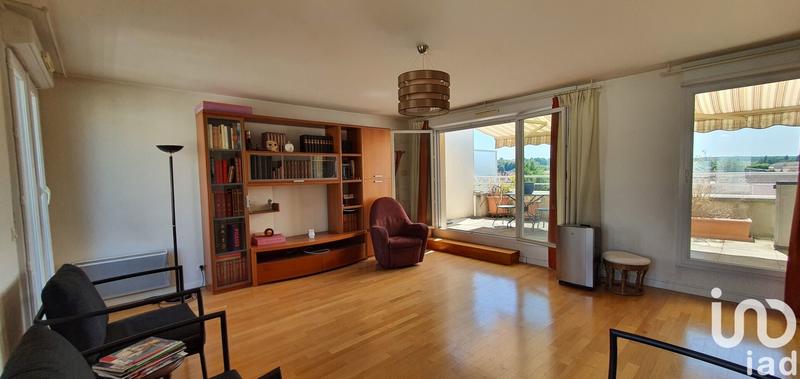 Appartement - 92 m² - 4 pièces