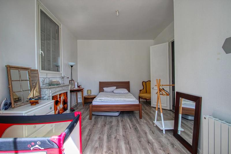 Appartement - 90 m² - 4 pièces