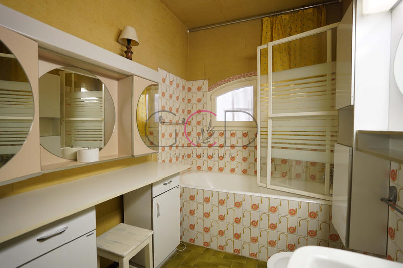 Maison - 175 m² - 7 pièces