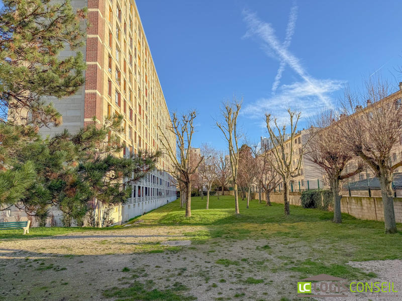 Appartement - 56 m² - 4 pièces