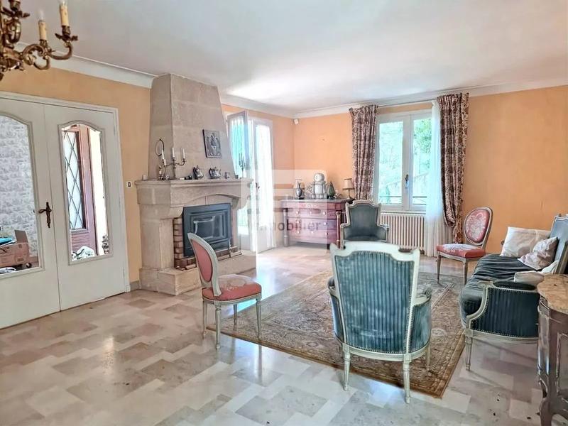 Villa - 228 m² - 10 pièces