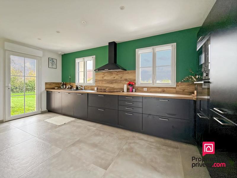 Maison - 90 m² - 4 pièces