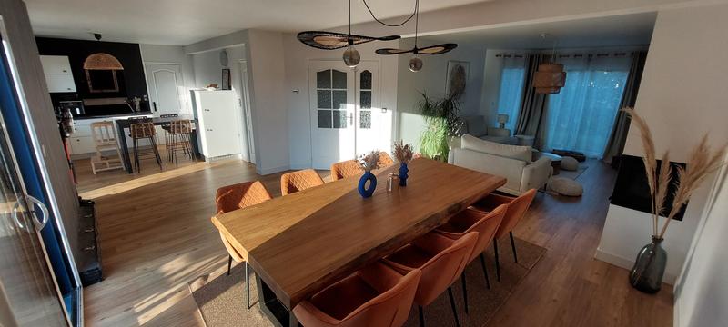 Maison - 136 m² - 6 pièces