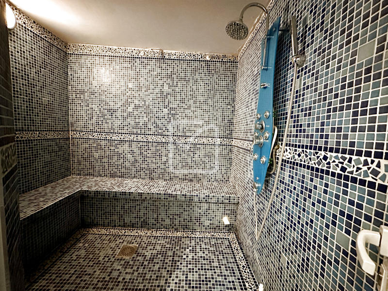 Maison - 160 m² - 10 pièces