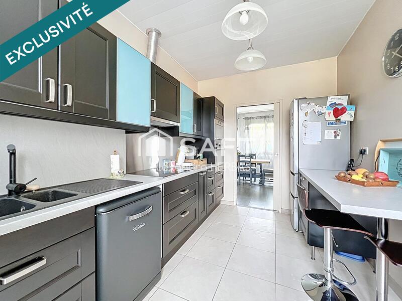 Maison - 93 m² - 4 pièces