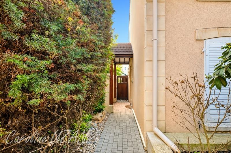 Maison - 165 m² - 6 pièces