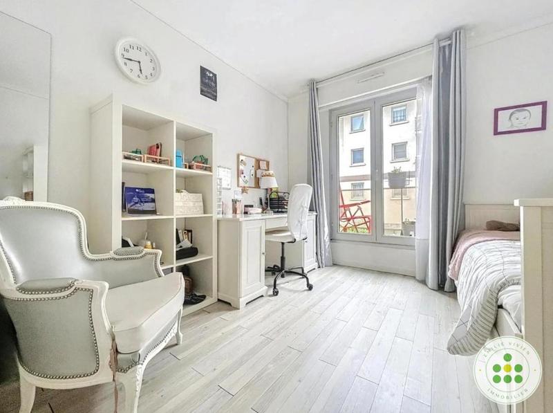 Appartement - 95 m² - 4 pièces