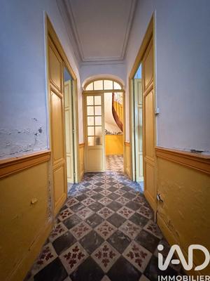 Maison - 265 m² - 12 pièces