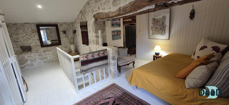 Maison ancienne - 160 m² - 4 pièces