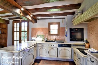 Maison - 184 m² - 7 pièces