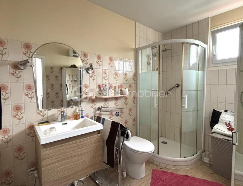 Maison traditionnelle - 110 m² - 6 pièces