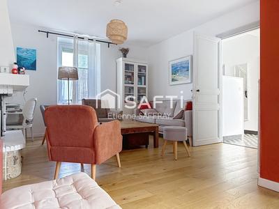 Maison - 122 m² - 5 pièces