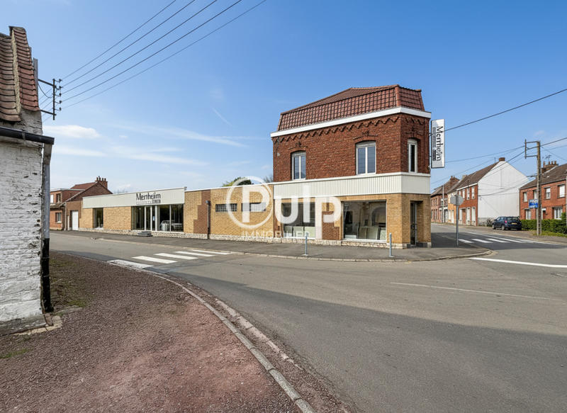 Immeuble - 220 m² - 6 pièces