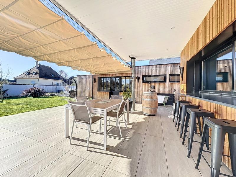 Maison contemporaine - 213 m² - 5 pièces