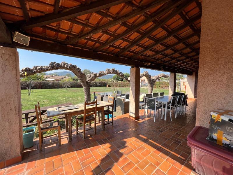 Maison - 90 m² - 3 pièces