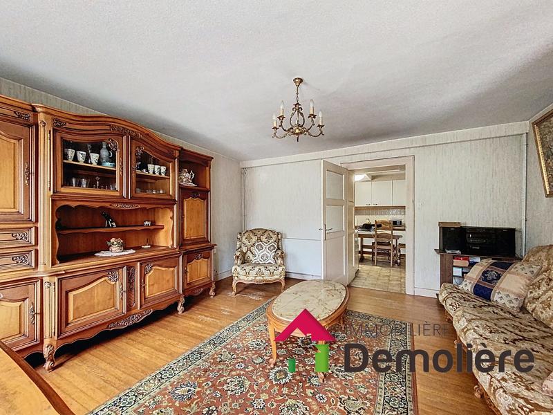 Maison - 212 m² - 7 pièces