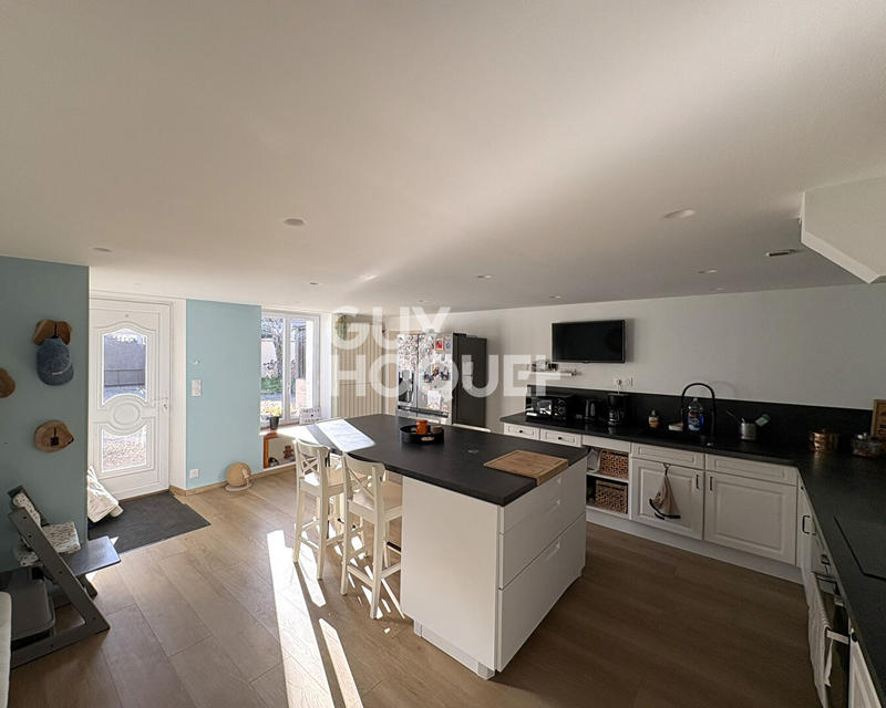 Maison - 180 m² - 6 pièces