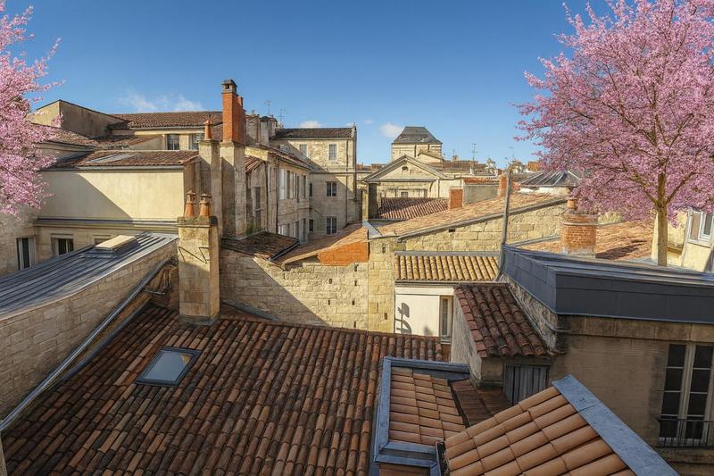 Bureau - 556 m² - 16 pièces