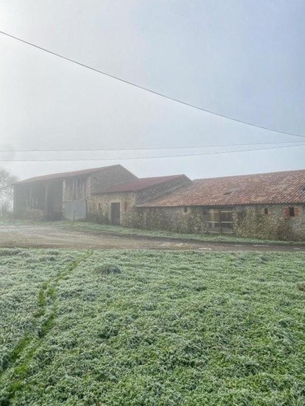 Maison - 193 m² - 9 pièces