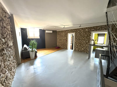 Maison - 105 m² - 4 pièces