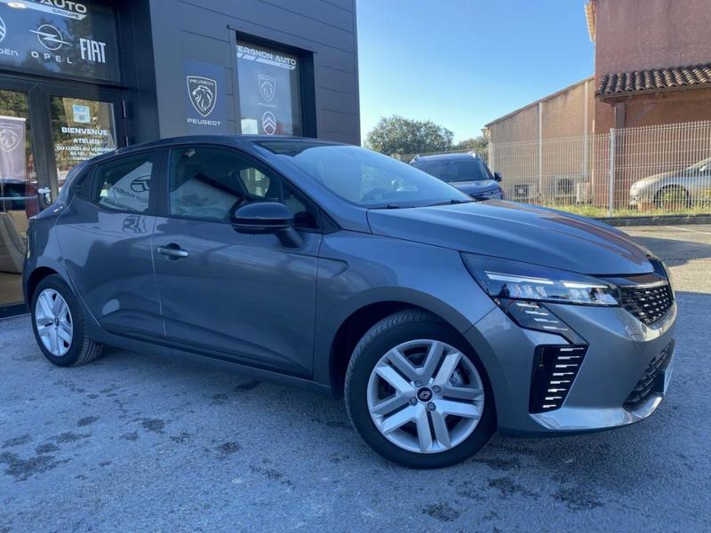 Renault Clio V Evolution E-Tech full hybrid 145 -24