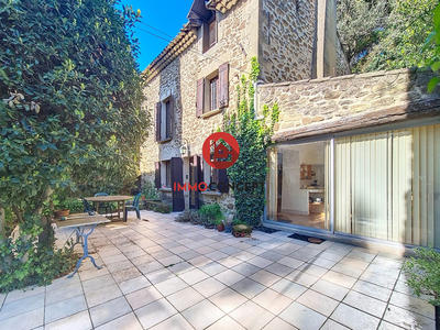 Maison ancienne - 236 m² - 10 pièces