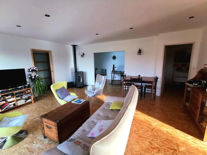 Maison - 97 m² - 5 pièces