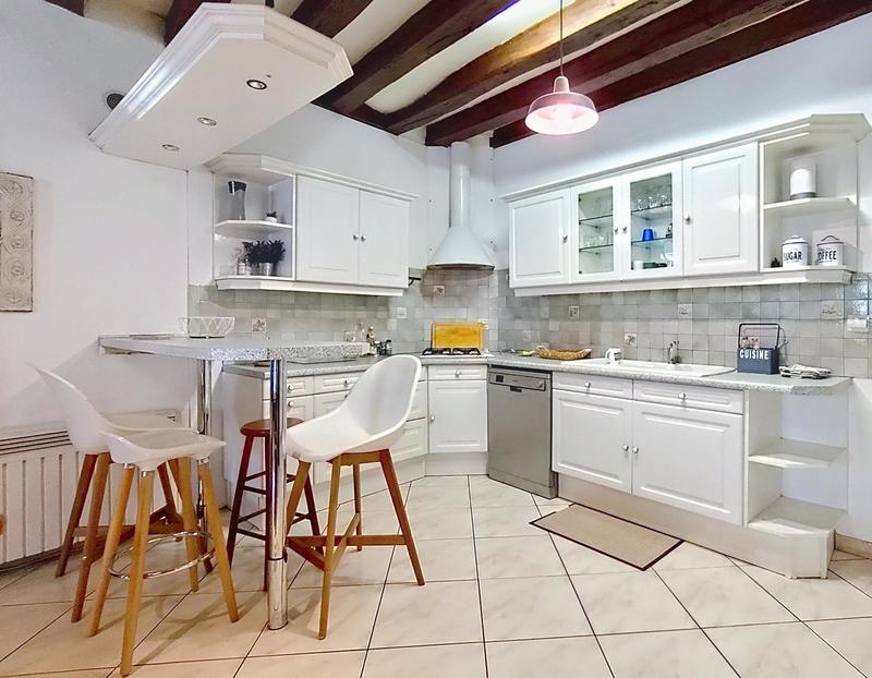 Maison - 111 m² - 6 pièces