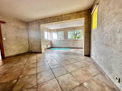 Villa - 101 m² - 6 pièces