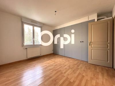 Appartement - 160 m² - 9 pièces