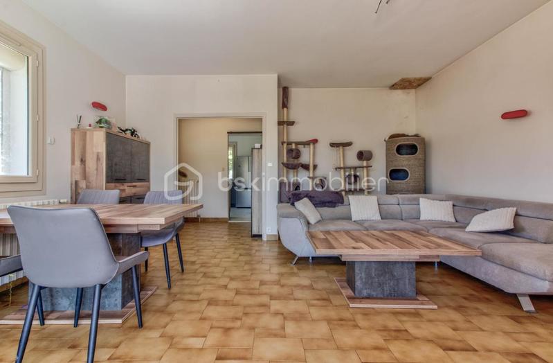 Maison - 143 m² - 6 pièces