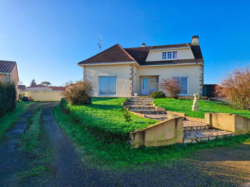 Maison - 184 m² - 7 pièces