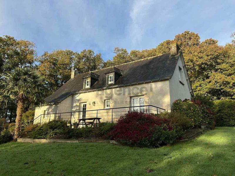 Maison - 138 m² - 7 pièces