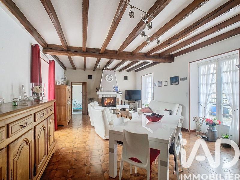 Maison - 141 m² - 6 pièces