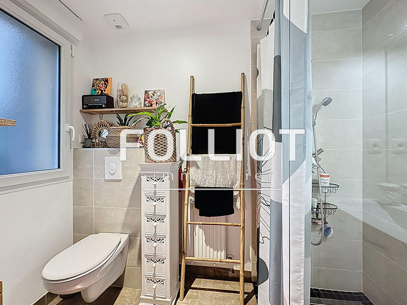 Maison - 85 m² - 5 pièces