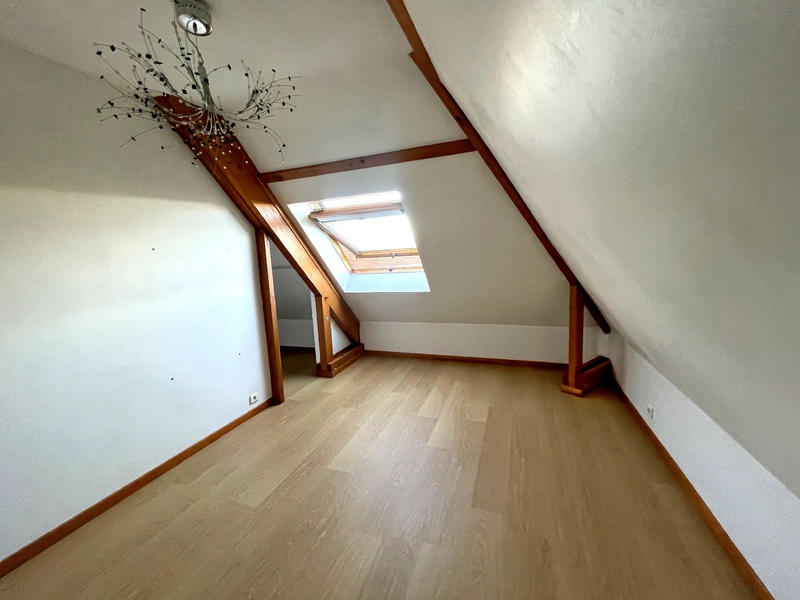 Maison - 141 m² - 6 pièces