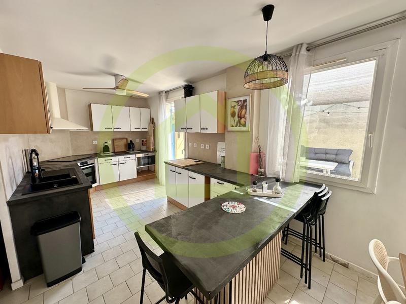 Maison - 122 m² - 6 pièces