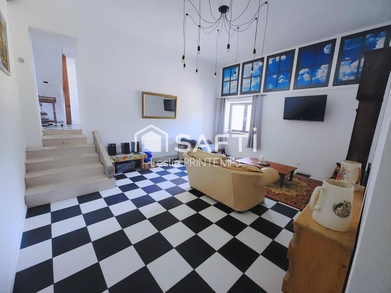 Maison - 183 m² - 7 pièces