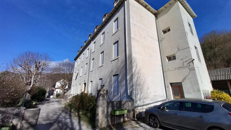 Local commercial - 1 082 m²