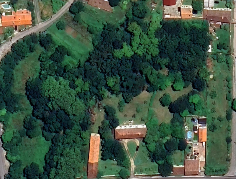 Maison - 369 m² - 10 pièces