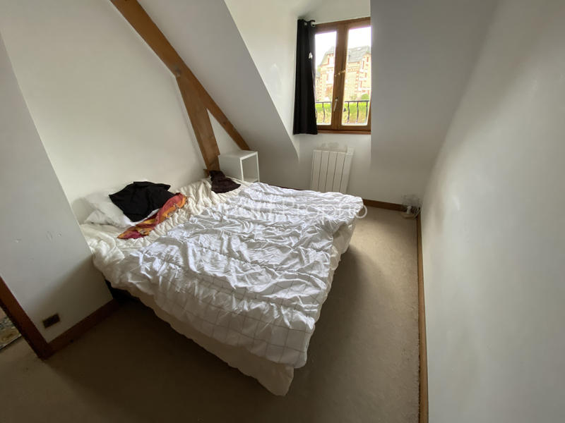 Maison - 180 m² - 8 pièces