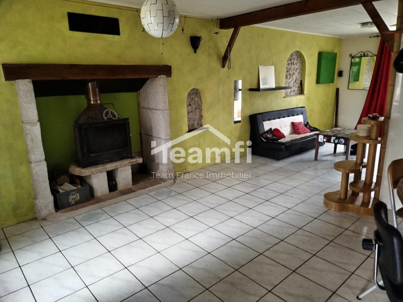 Maison - 90 m² - 3 pièces