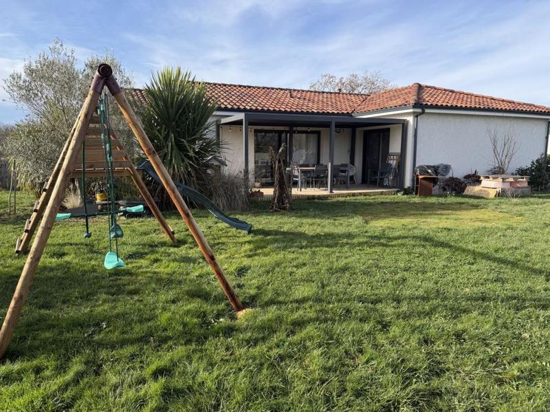 Maison - 100 m² - 4 pièces