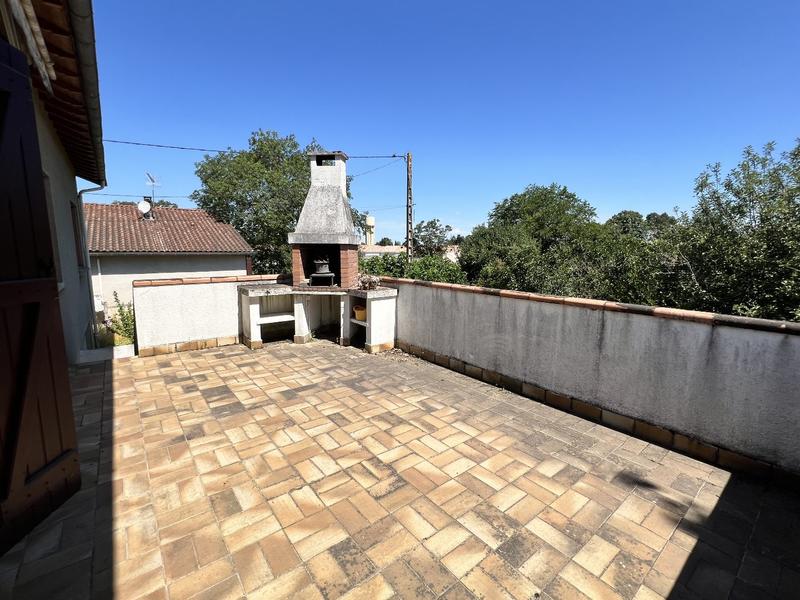 Maison - 96 m² - 5 pièces