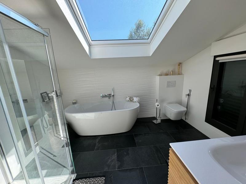 Villa - 358 m² - 10 pièces