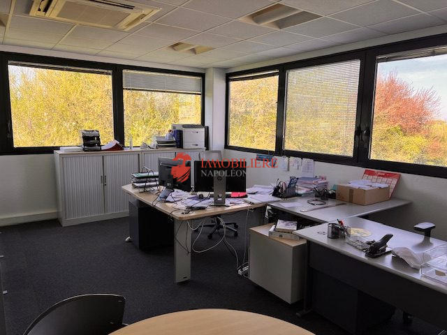 Bureau - 400 m²