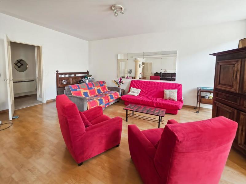 Appartement - 108 m² - 3 pièces